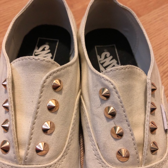 Vans slip ons - Picture 1 of 5